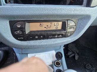 Citroën C3 automaat picture 9