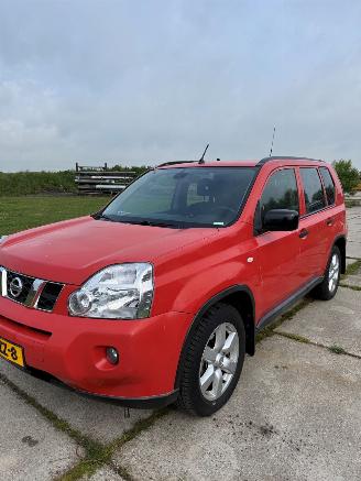 damaged passenger cars Nissan X-Trail 2.0 XE,SE,LE 2009/5