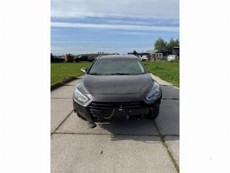Vrakbiler auto Hyundai I-40 i40 CW (VFC), Combi, 2011 / 2019 1.7 CRDi 16V 2018/3