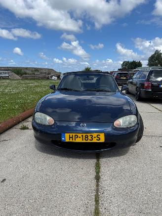 Mazda MX-5 1.6 Cabrio picture 1