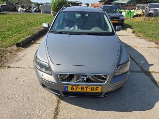 krockskadad bil auto Volvo V-50 2.4 automaat 2005/8