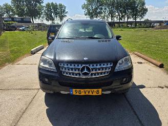 Mercedes Ml-klasse  picture 1