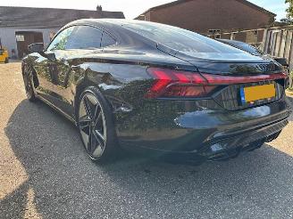 damaged passenger cars Audi E-tron GT ZERO 1-100 Competition 93 kWh 500 PK 2021/6