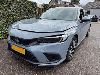 krockskadad bil auto Honda Civic 2.0 E HEV SPORT 230 PK HYBRIDE 2024 NAP 2024/10