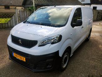 krockskadad bil bedrijf Peugeot Expert 1.5 BlueHDI 120 S&S L2 2023/6