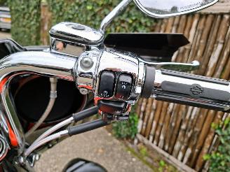 Harley-Davidson  110 FLHTCUSE 2 CVO 5HD Screamin Eagle picture 23