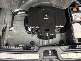 Volvo V-60 2.0 B4 Momentum Business AUTOMAAT MET ELEKTRICITEIT-MOTOR picture 22