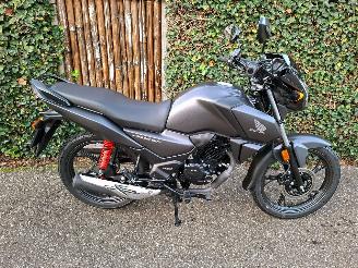 Uttjänta bilar auto Honda CB 125 F A1 RIJBEWIJS 2025/9