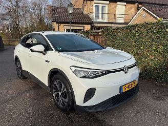 Damaged car Volkswagen ID.4 SPORT 150 PK   2023 2023/7