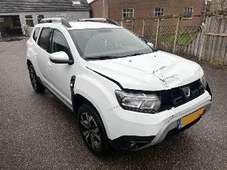 Damaged car Dacia Duster 1.0 tce PRESTIGE 12-2021 2021/12