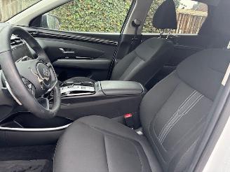 Hyundai Tucson 1.6 T-GDI PHEV PLIG-INN HYBRIDE 4WDRIVE picture 13