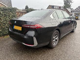 damaged passenger cars BMW 5-serie 520I EXE 205 PK  SEDAN 2024/10