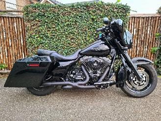 skadebil motor Harley-Davidson  FLHX Street Glide Full Black 2009/2