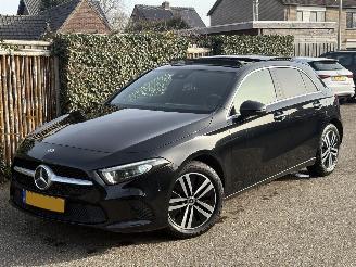 Voiture accidenté Mercedes A-klasse 250 e HYBRID PANO-AUTOMAAT-SFEER-VOL LEER-BURMESTER AUDIO 2022/8