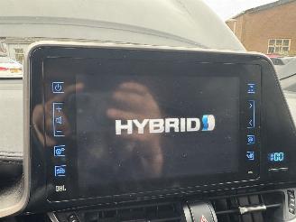 Toyota C-HR GERESERVEERD 1.8 HYBRID SPORT AUTOMAAT 2020 picture 19