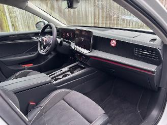 Volkswagen Passat 1.5 eHybrid SPORT AUTOMAAT 225 PK picture 16