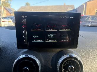 Audi Q2 35 TFSI S Edition 150PK AUTOMAAT PANO picture 17