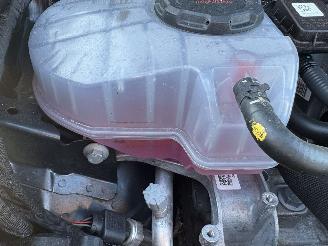 Audi Q2 35 TFSI S Edition 150PK AUTOMAAT PANO picture 24