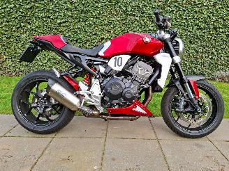 skadebil motor Honda  CB1000R SC-R Custom Naked Race 2018/1