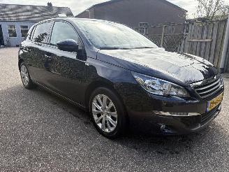 Peugeot 308 1.2 SPORT EXE picture 4