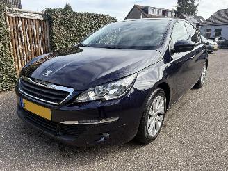 Peugeot 308 1.2 SPORT EXE picture 2