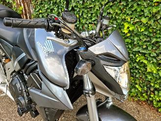 Honda  CB 1000 R picture 4