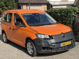 Unfallwagen Volkswagen Caddy Combi 1.5 e.TSI  HYBRIDE AUTOMAAT PLUG-INN 2025/11