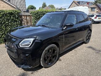 Coche accidentado Mini Countryman SE ALL4 John Cooper Works M 66.5 kWh 330 PK 2024/9