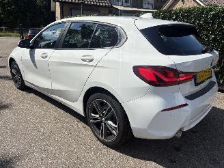 BMW 1-serie 118i Executive Edition AUTOMAAT 136PK picture 9