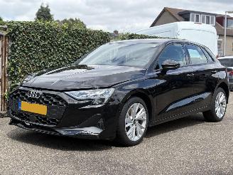 Voiture accidenté Audi A3 Sportback 40 TFSI e Pro Line AUTOMAAT 150PK 2025/11