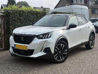 Auto incidentate Peugeot 2008 1.2 PureTech GT AUTOMAAT 156PK 2020/1