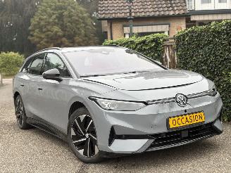 krockskadad bil auto Volkswagen ID.7 PRO TOURER 77 KWH 290 PK 12-2024 2024/12