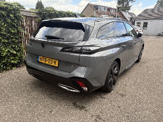 Peugeot 308 1.2 Hybrid 136 e-DCS6 GT SPORT picture 5