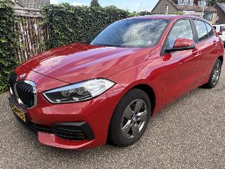 Voiture accidenté BMW 1-serie 116 EXE 110 PK AUTOMAAT ZEER ZUINIG !! 2023/9