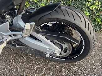 Suzuki  GSR 600 A picture 8