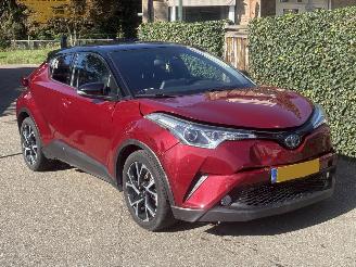 Damaged car Toyota C-HR 1.8 HYBRID BI-TONE AUTOMAAT 2018/10