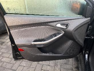 Ford Focus 1.6 TDCi ECOnetic Combi/o  Diesel 1.560cc 77kW (105pk) picture 19