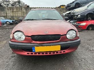 Vaurioauto  passenger cars Toyota Corolla 1.3 16V Combi/o  Benzine 1.332cc 63kW (86pk) 1999/8