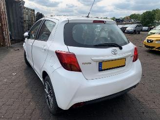 Toyota Yaris 1.0 12V VVT-i Hatchback  Benzine 998cc 51kW (69pk) picture 6