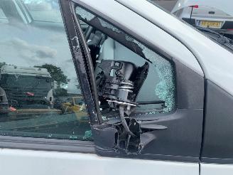 Toyota Yaris 1.0 12V VVT-i Hatchback  Benzine 998cc 51kW (69pk) picture 15