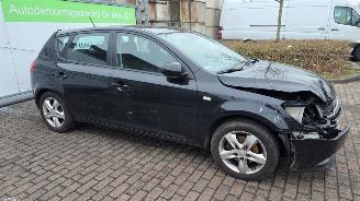 Kia Cee d 1.4 CVVT 16V Hatchback 4Dr Benzine 1.396cc 66kW (90pk) FWD 2009-09/2012-12 (EDB5PB; EDB5PD; EDB5PE) G4FA5 picture 3
