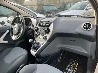 Ford Ka 1.2 Hatchback  Benzine 1.242cc 51kW (69pk) FWD 2008-10/2016-05 (RU8) 169A4000; EURO4 picture 14