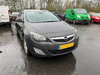 Opel Astra SPORTS TOURER picture 3