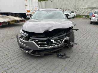 krockskadad bil auto Renault Talisman 1.6 Energy TCe 150 Combi/o  Benzine 1.618cc 110kW (150pk) FWD 2016-03/2022-03 (F2MJ; F4MJ) M5M450; M5MB4 2019/8