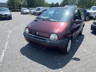 Renault Twingo 1.2 16V Hatchback 2Dr Benzine 1 149cc 55kW picture 3