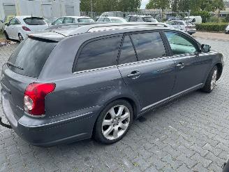 Toyota Avensis 2.0 16V VVT-i D4 Combi/o  Benzine 1.998cc 108kW (147pk) picture 7