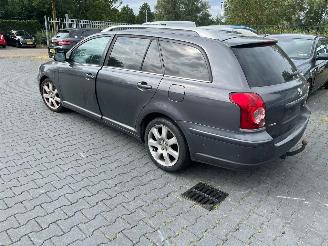 Toyota Avensis 2.0 16V VVT-i D4 Combi/o  Benzine 1.998cc 108kW (147pk) picture 5