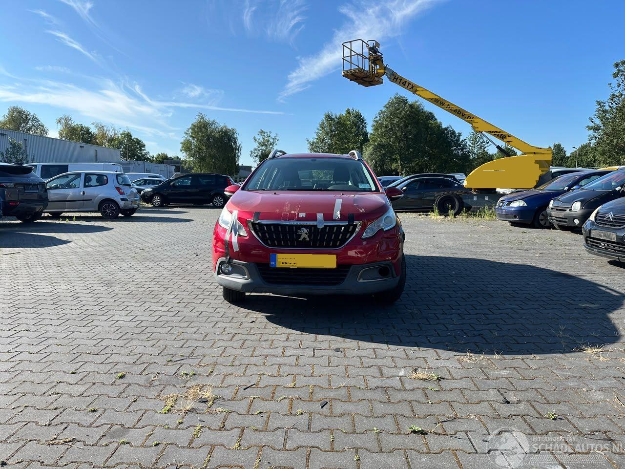 Peugeot 2008 1.2 Vti 12V PureTech 82 MPV  Benzine 1.199cc 60kW (82pk)
