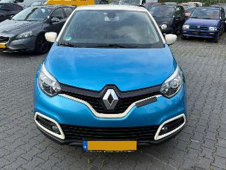 Unfallwagen Renault Captur 0.9 Energy TCE 12V SUV  Benzine 898cc 66kW (90pk) 2014/2