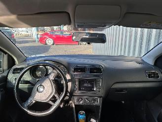 Volkswagen Polo 1.2 TSI 16V BlueMotion Technology Hatchback picture 13